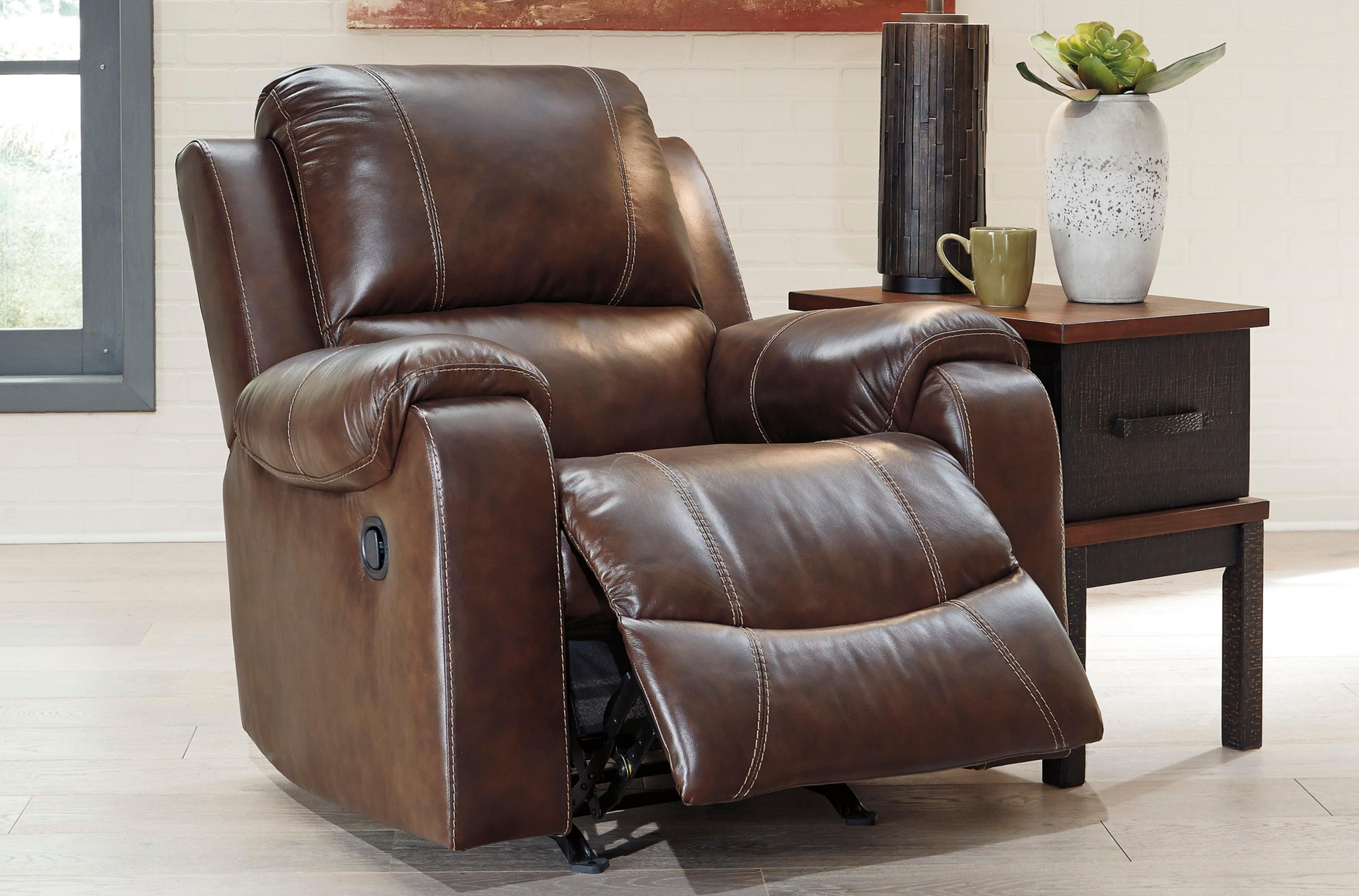 Kentucky Manual Swivel Chair