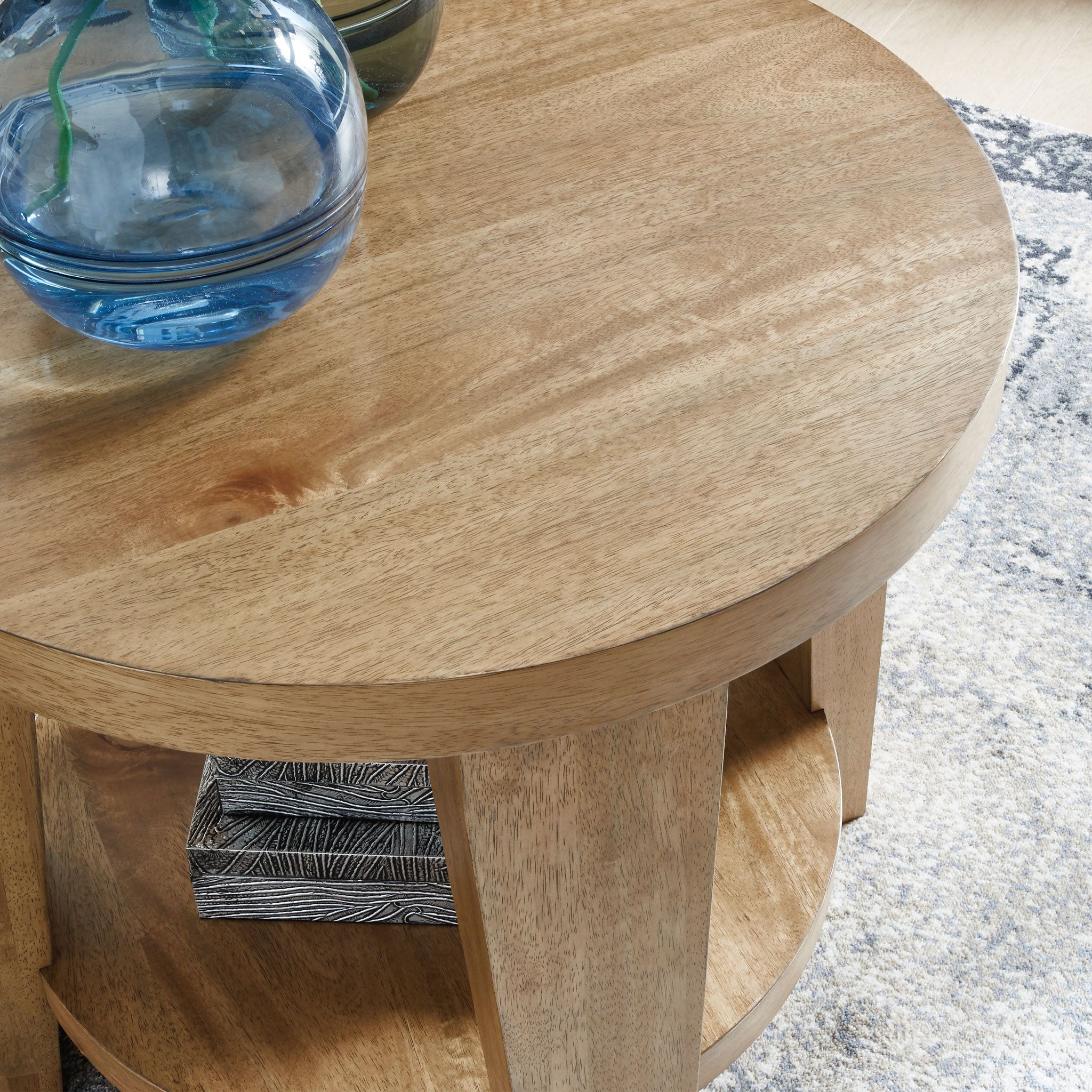 Kristiland Round End Table