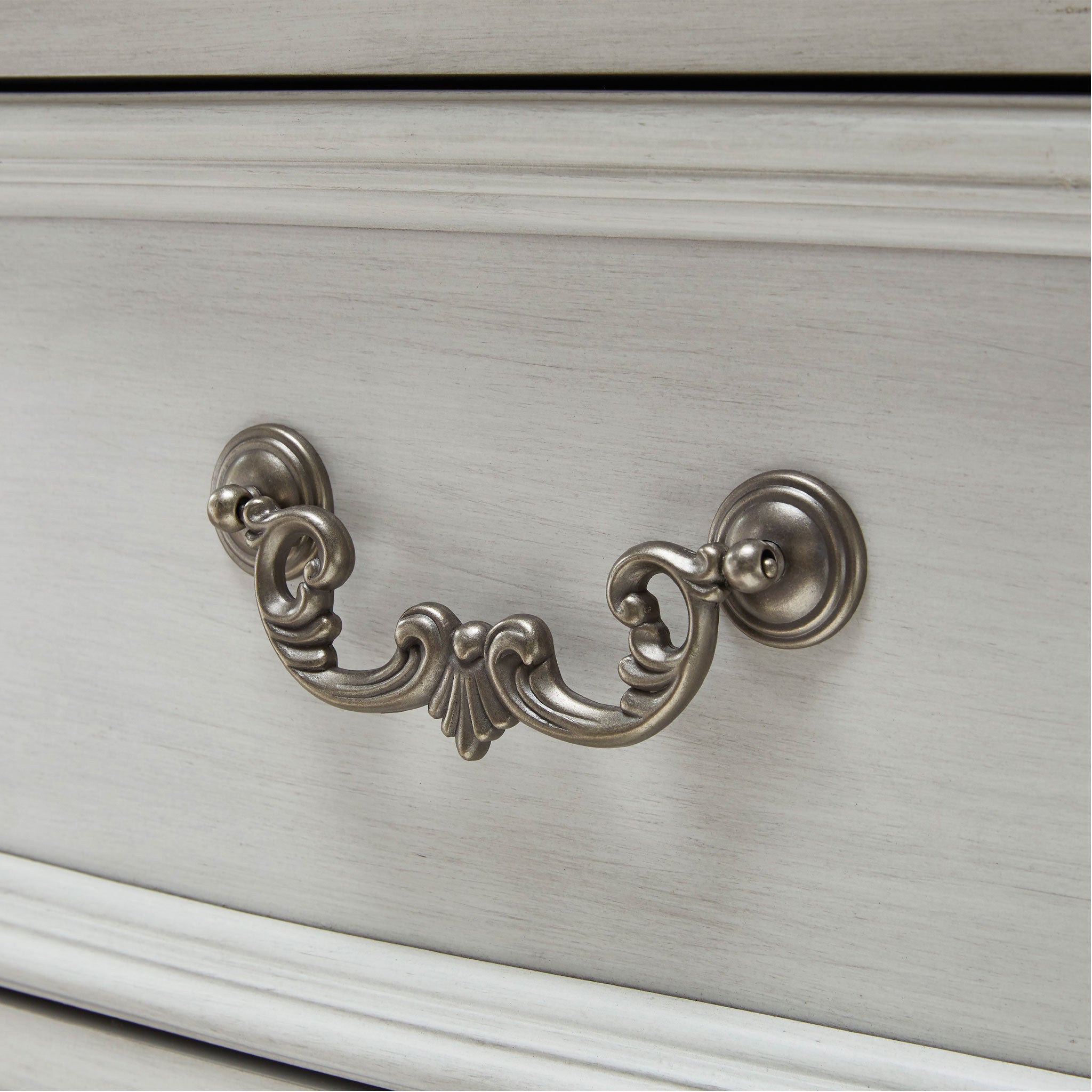 Montelaine Bedroom Set
