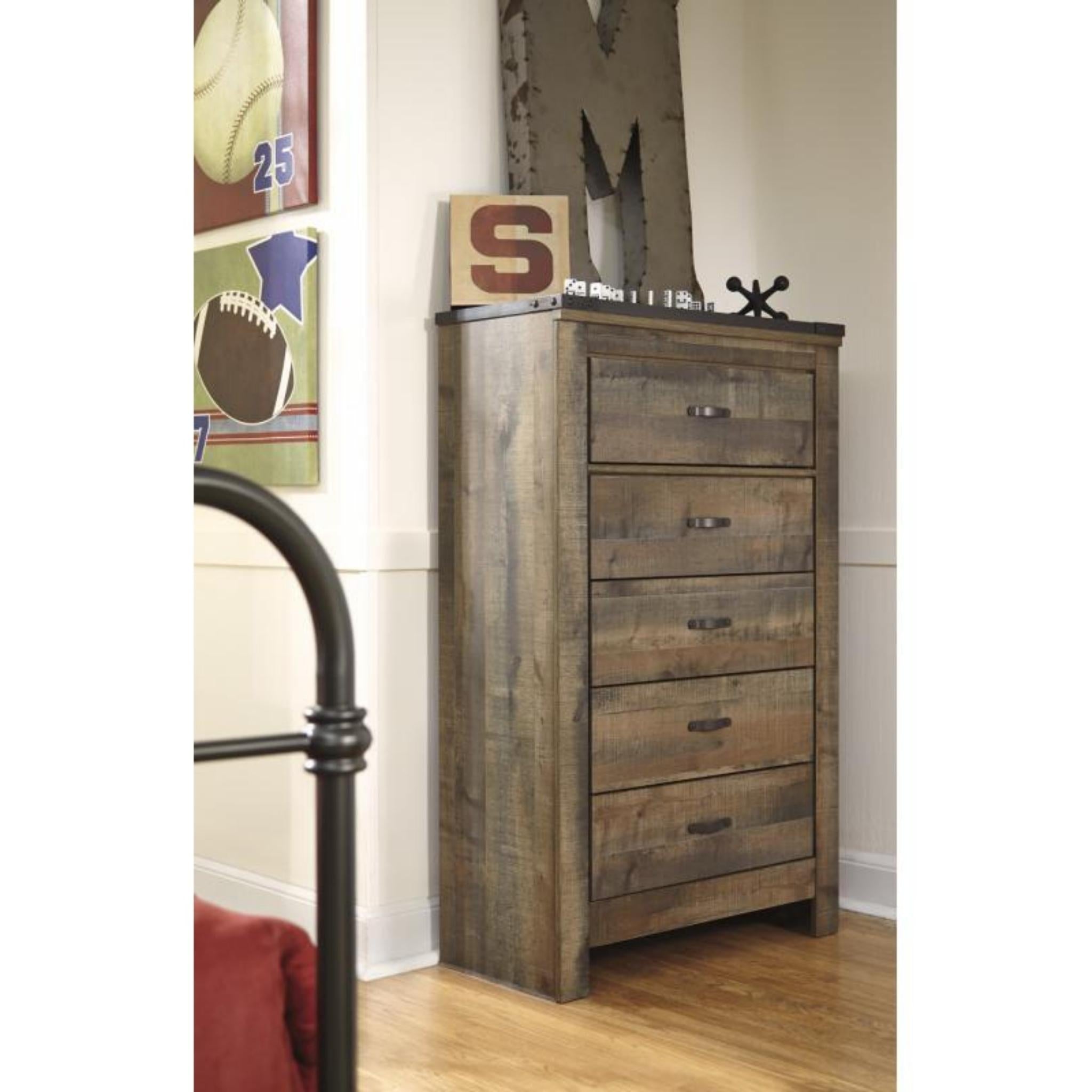 Trinell Chest