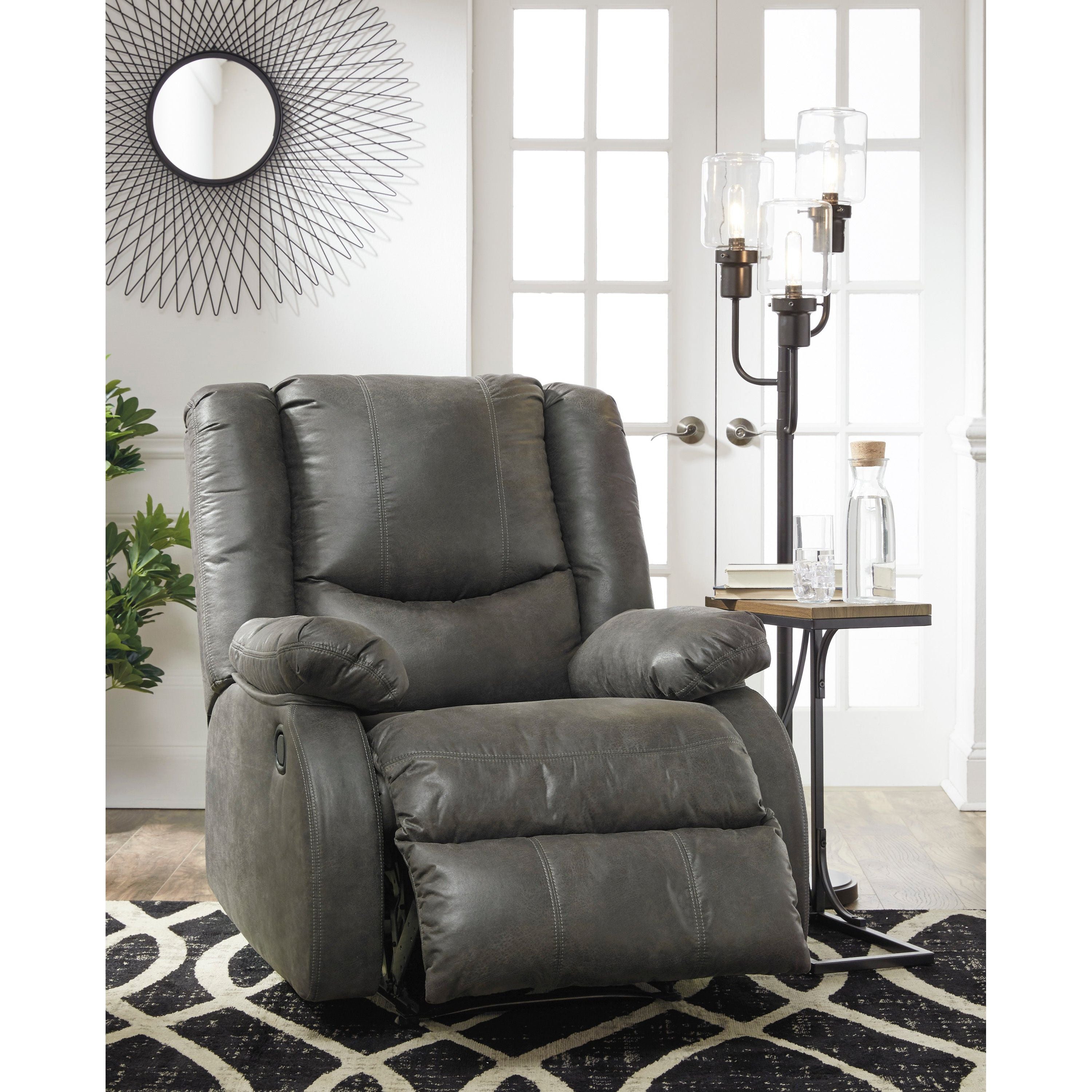 Bladewood Recliner