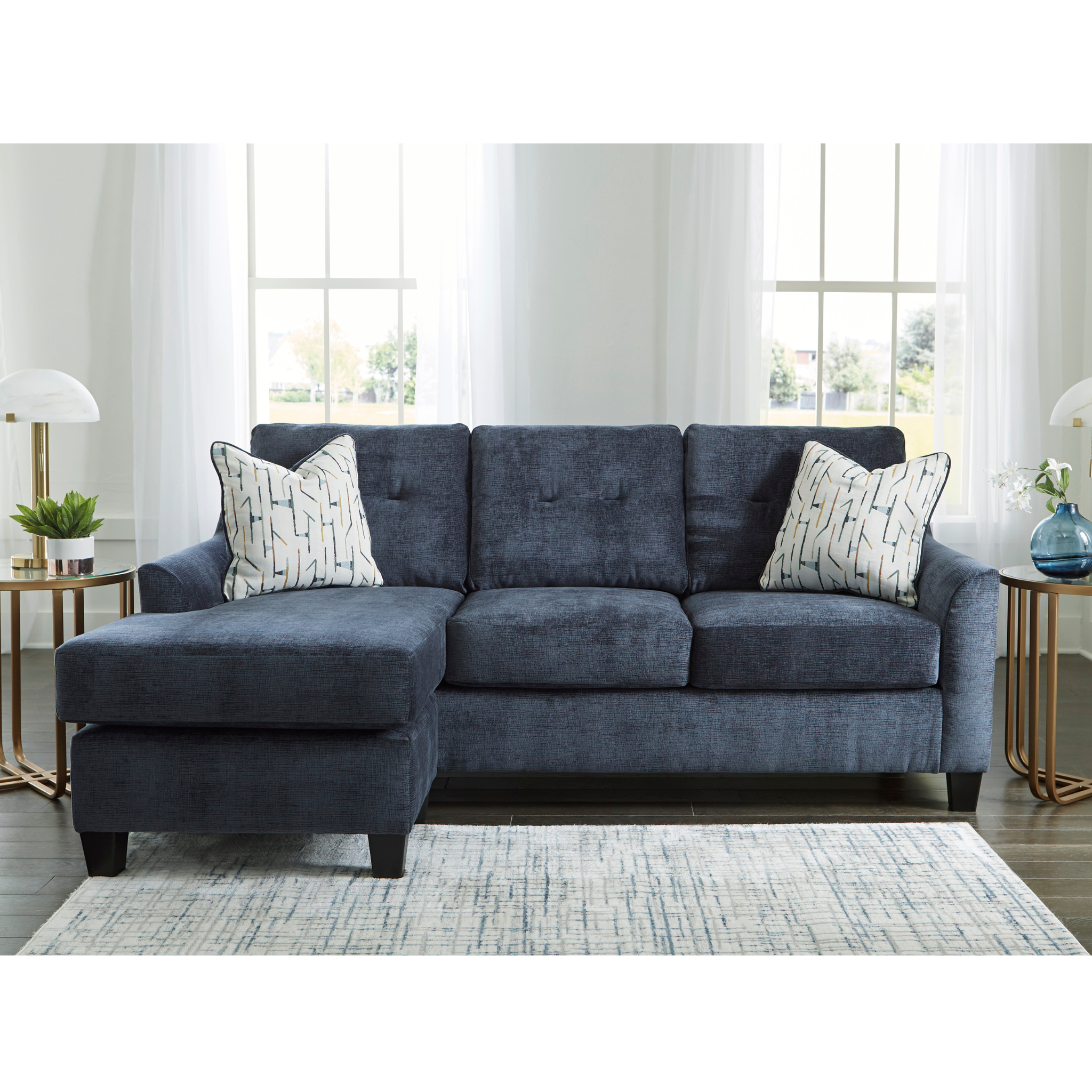 Amity Bay Sofa Chaise