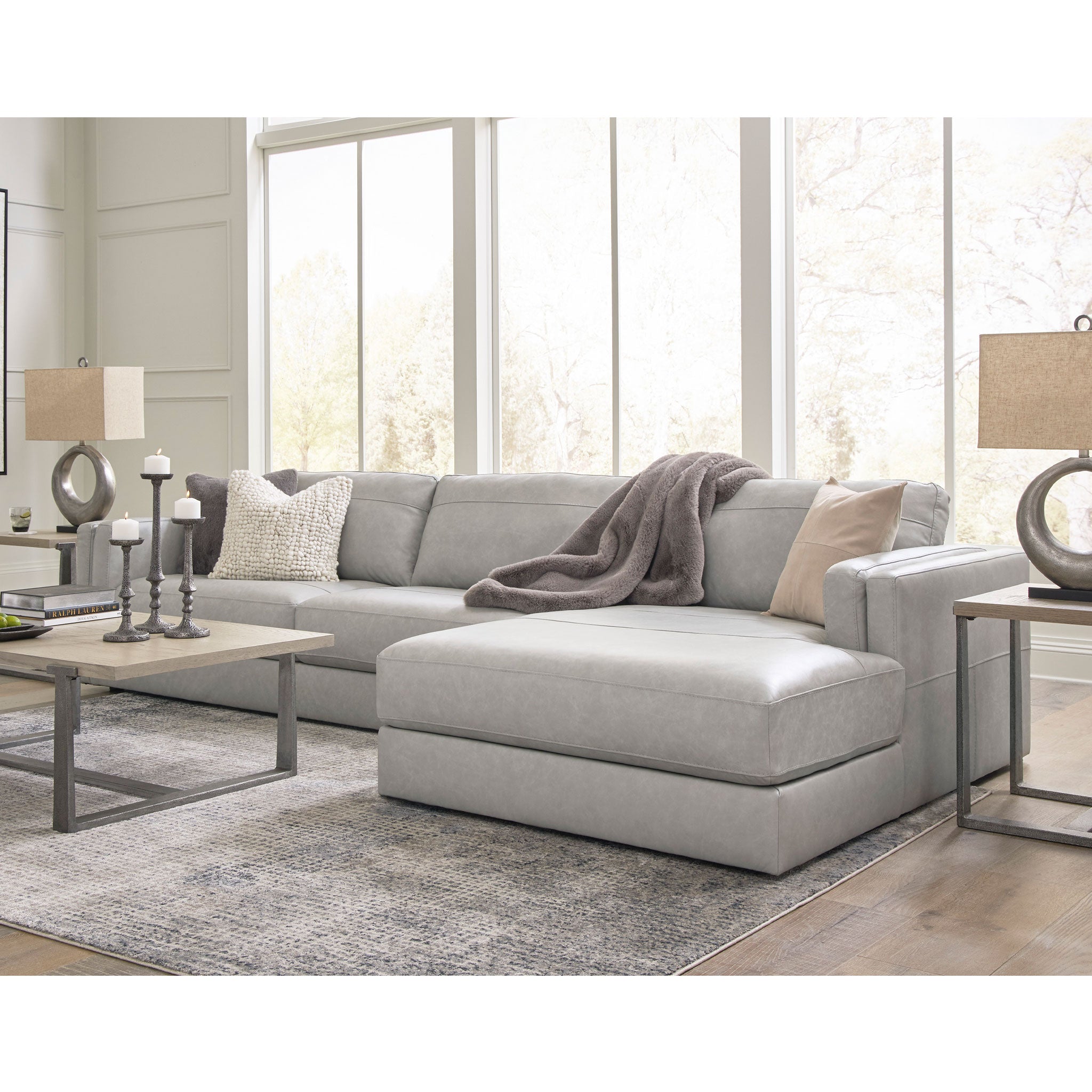 Amiata 2-Piece Sectional with Chaise