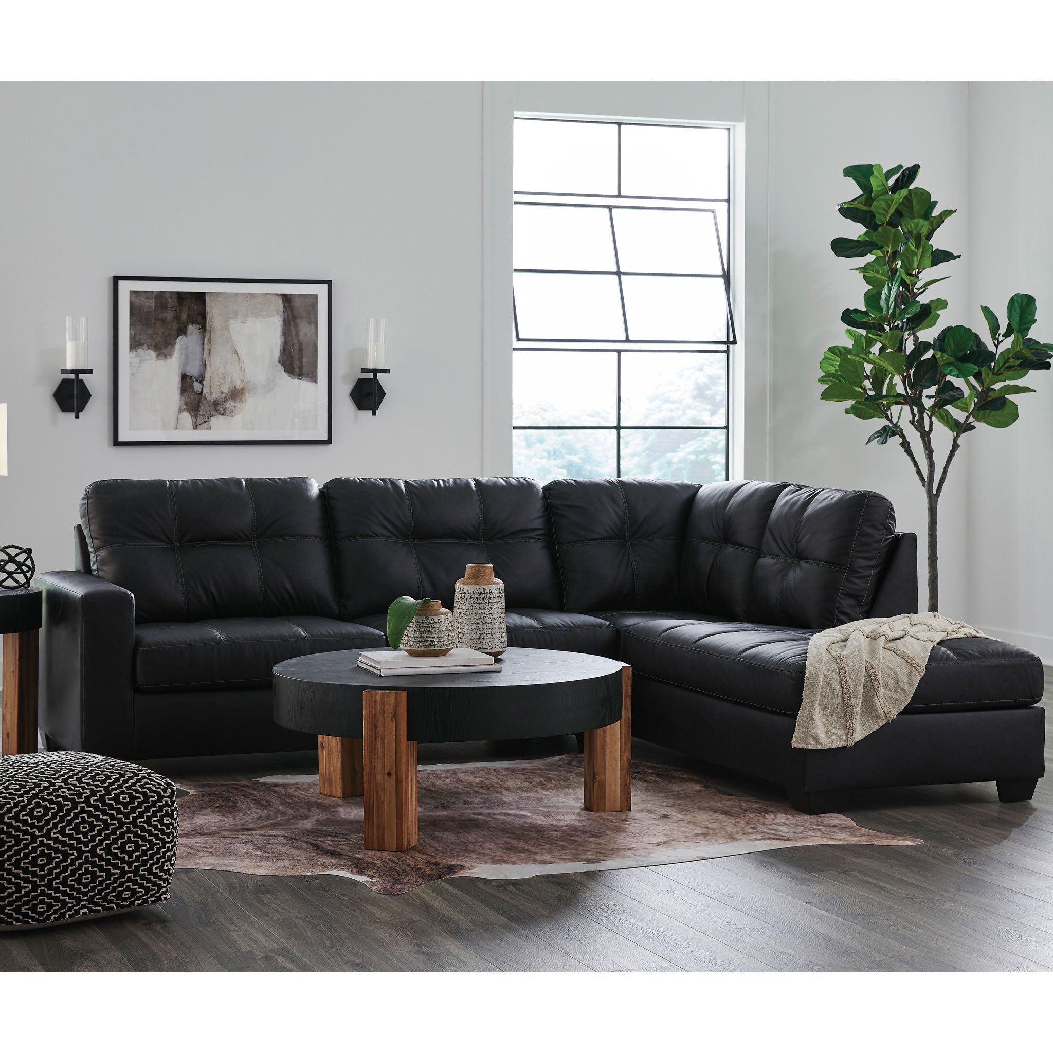 Barlin Mills 2-Piece Sectional with Chaise