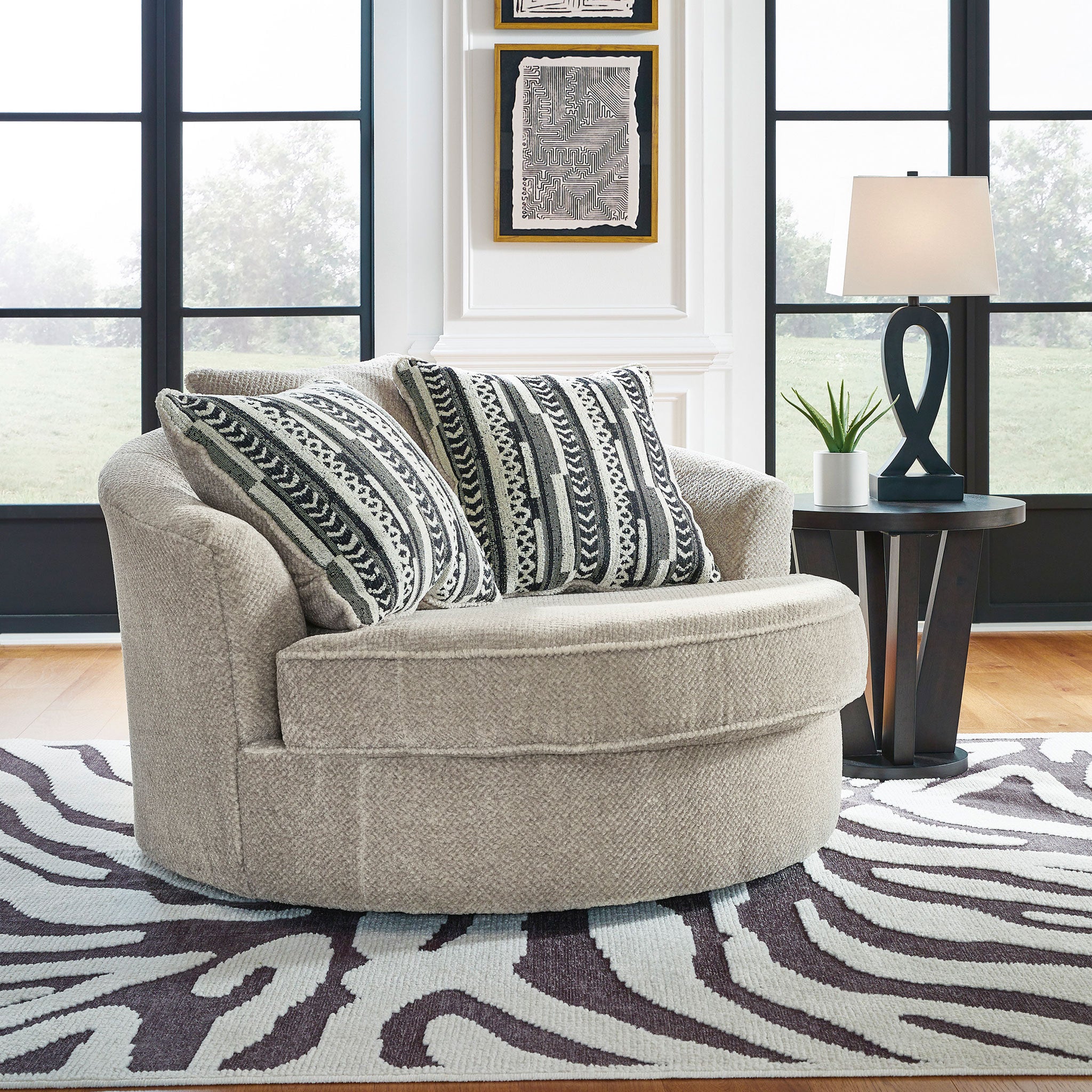 Calnita Oversized Swivel Accent Chair