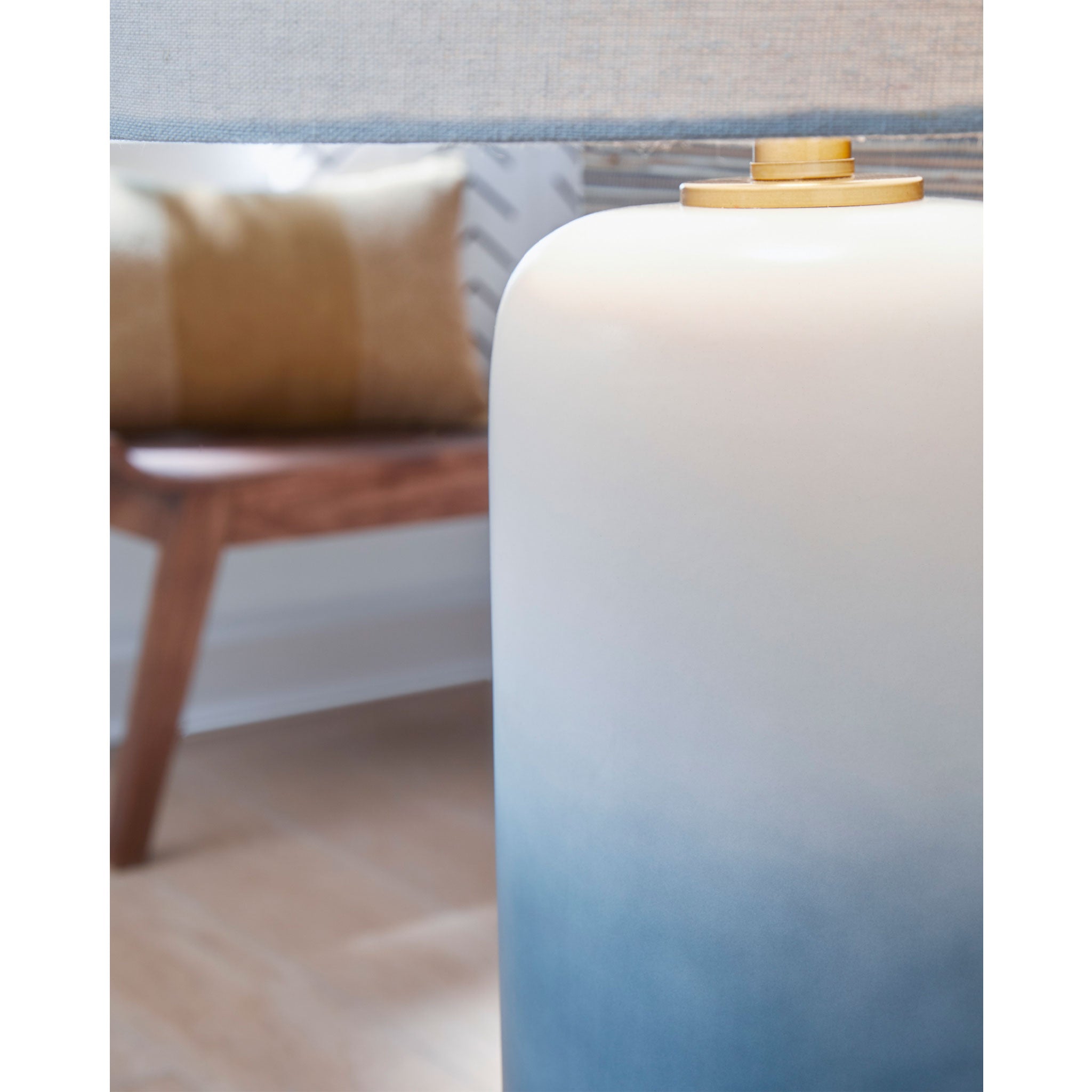 Lemrich Ceramic Table Lamp