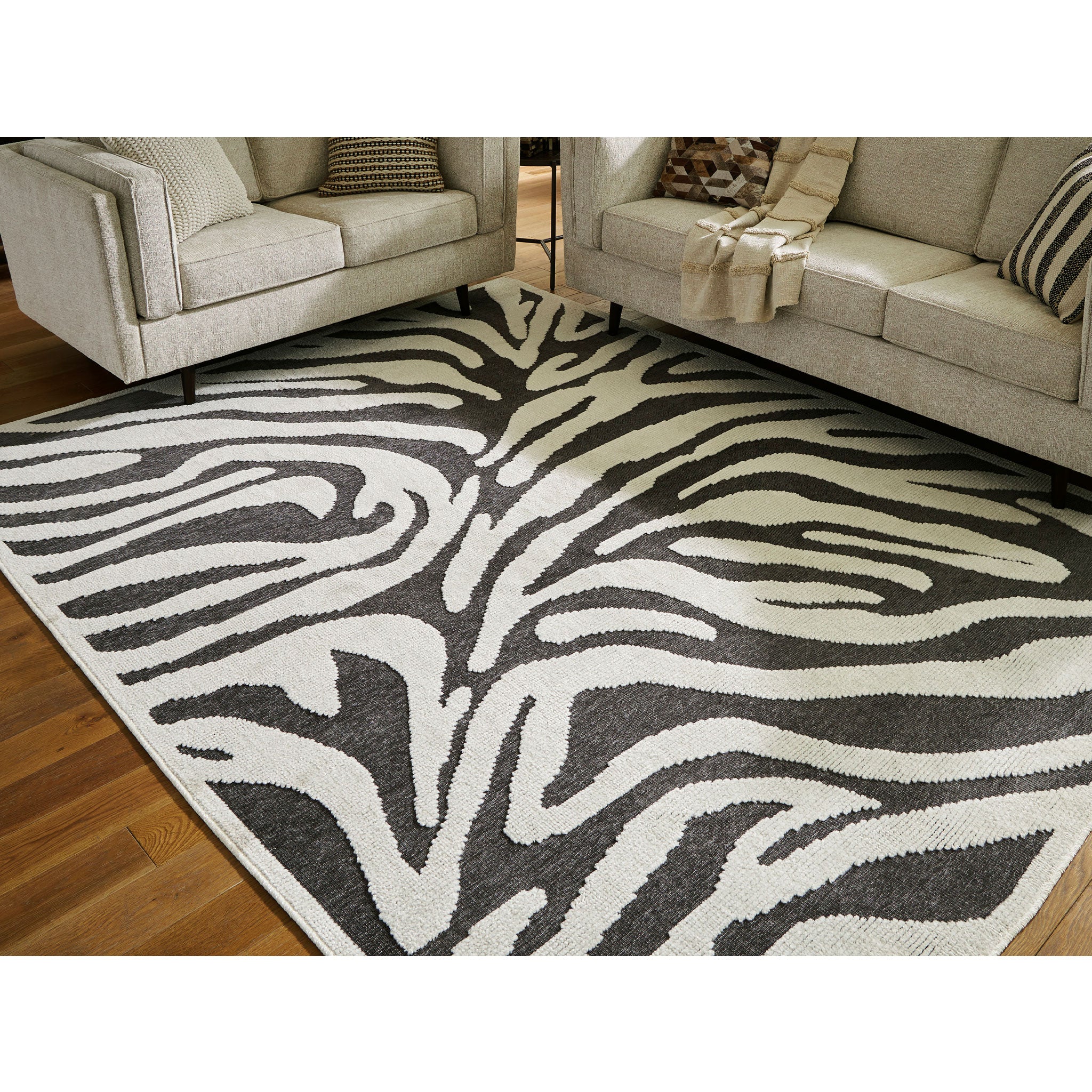 Thomwith Washable 5x7 Rug